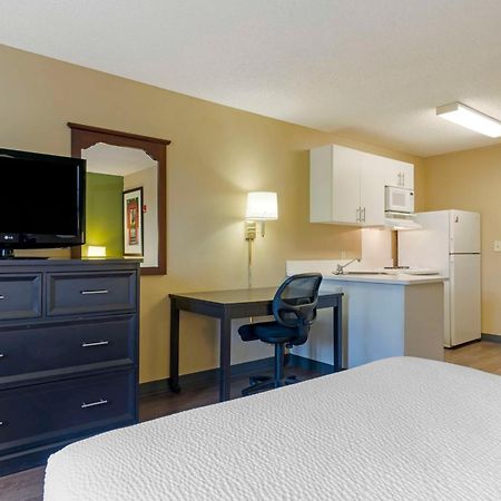 Extended Stay America Suites - Stockton - March Lane Buitenkant foto